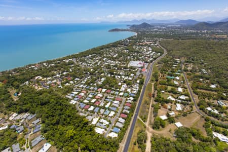 Aerial Image of PALM COVE TO CLIFTON BEACH