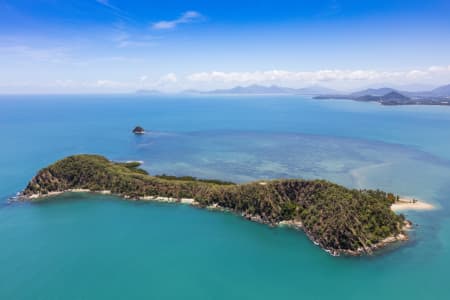 Aerial Image of DOUBLE ISLAND & HAYCOCK ISLAND