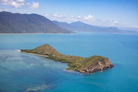 Aerial Image of DOUBLE ISLAND & HAYCOCK ISLAND