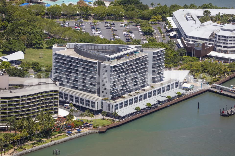 Aerial Image of Trinity On The Esplanade Cairns