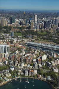 Aerial Image of ELIZABETH BAY TO WOOLLOOMOOLOO BAY