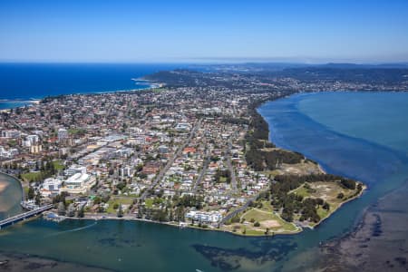 Aerial Image of THE ENTRANCE