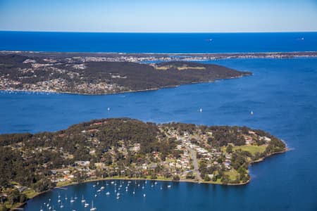 Aerial Image of BOLTON POINT