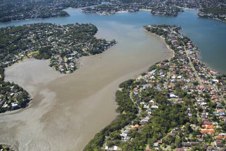 Aerial Image of OYSTER BAY
