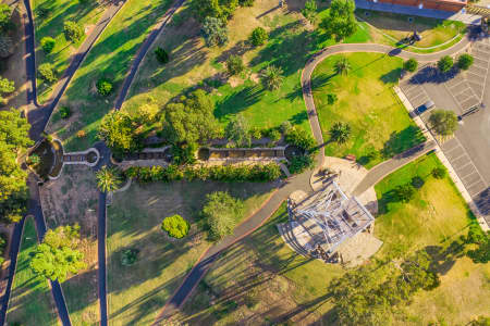 Aerial Image of POPPETHEAD LOOKOUT AND ROSILAND PARK, BEDIGO