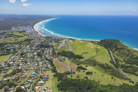 Aerial Image of LENNOX HEAD AERIAL