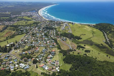 Aerial Image of LENNOX HEAD AERIAL