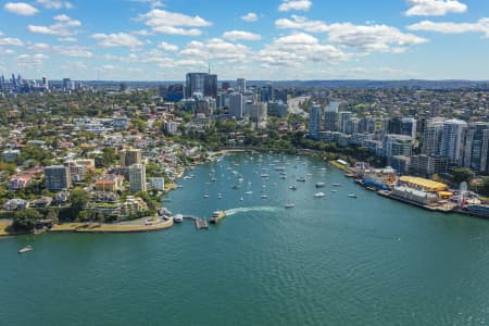 Aerial Image of MCMAHONS POINT FERRY, LAVENDER BAY