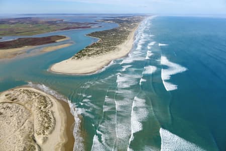 Aerial Image of MURRAY RIVER