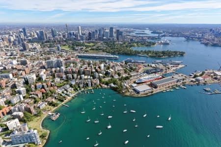 Aerial Image of ELIZABETH BAY LOOKING WEST