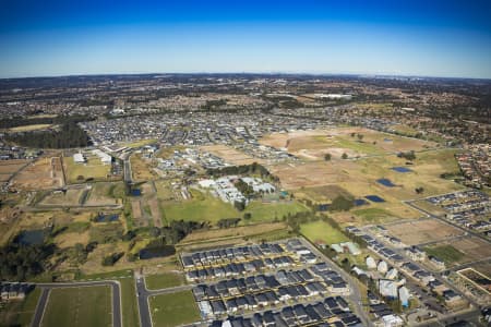 Aerial Image of THE PONDS