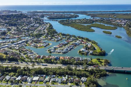 Aerial Image of TWEED HEADS WEST