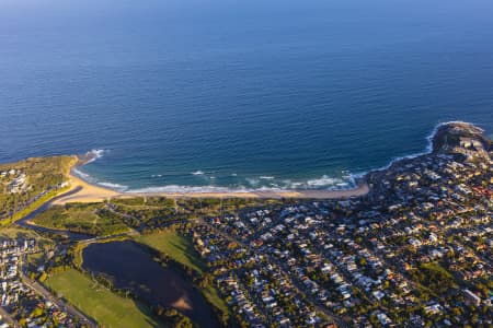 Aerial Image of CURL CURL GOLDEN LIGHT