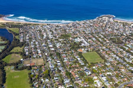 Aerial Image of CURL CURL