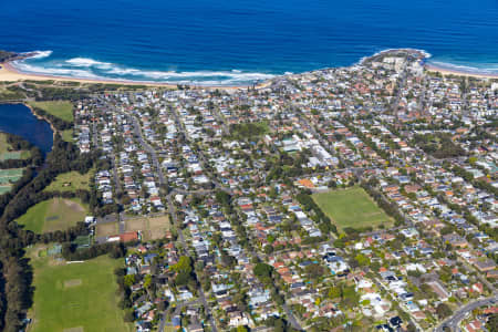 Aerial Image of CURL CURL