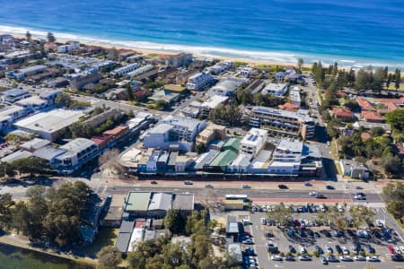 Aerial Image of NARRABEEN SHOPPING VILLAGE