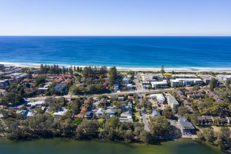 Aerial Image of NARRABEEN LAKEFRONT HOMES