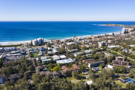 Aerial Image of NARRABEEN LAKEFRONT HOMES