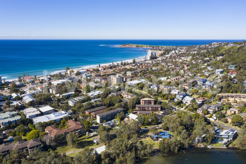 Aerial Image of Narrabeen Lakefront Homes