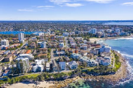Aerial Image of CRONULLA BLACKWOODS BEACH