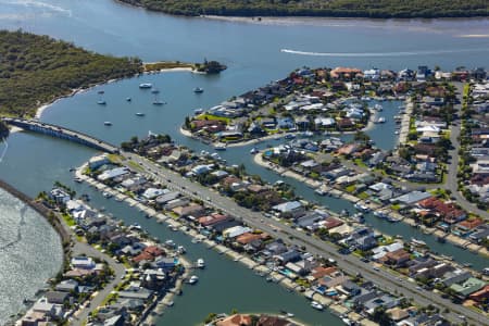 Aerial Image of PARADISE POINT