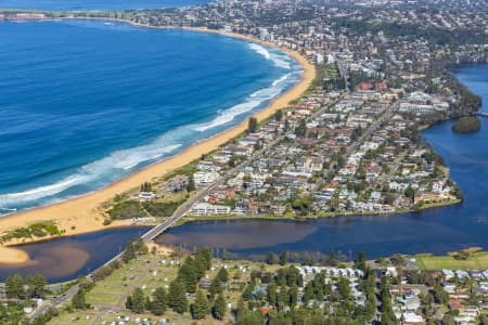 Aerial Image of NARRABEEN