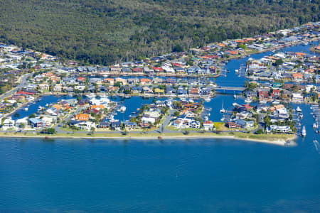 Aerial Image of HOLLYWELL