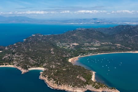 Aerial Image of MAGNETIC ISLAND
