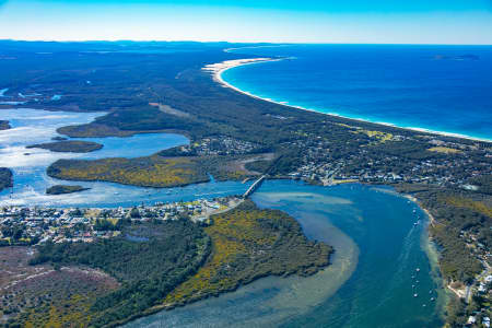 Aerial Image of HAWKS NEST AND TEA GARDENS