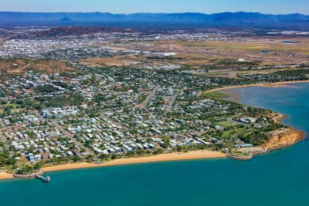 Aerial Image of TOWNSVILLE, NORTH WARD AND BELIGAN GARDENS