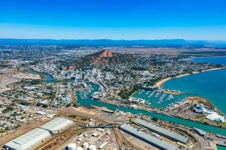 Aerial Image of TOWNSVILLE, NORTH WARD AND BELIGAN GARDENS