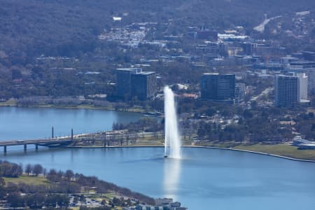 Aerial Image of CAPTAIN COOK MEMORIAL JET - LAKE BURLEY GRIFFIN