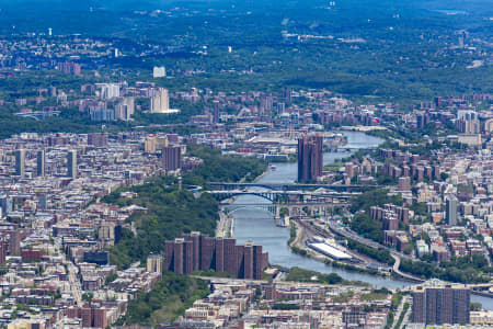 Aerial Image of HARLEM RIVER