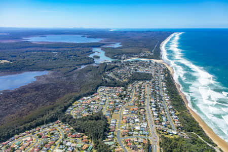 Aerial Image of LAKE CATHIE, PORT MACQUARIE