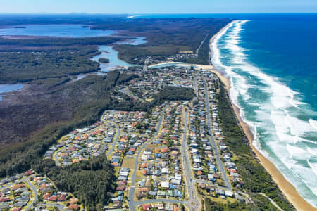 Aerial Image of LAKE CATHIE, PORT MACQUARIE