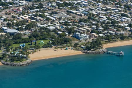 Aerial Image of THE STRAND AND NORTH WARD TOWNSVILLE