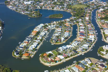 Aerial Image of ISLE OF CAPRI, SURFERS PARADISE