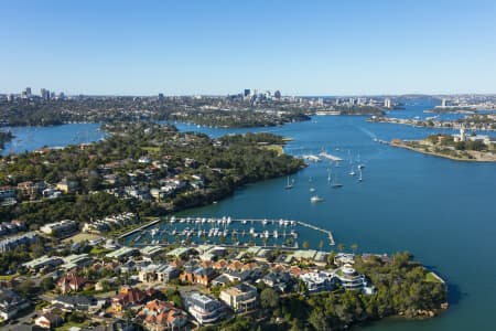Aerial Image of LE VESINET DRIVE & PULPIT POINT MARINA