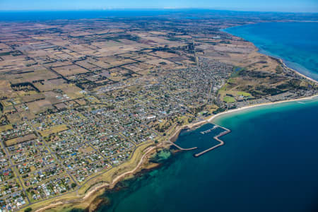 Aerial Image of PORT ARLINGTON