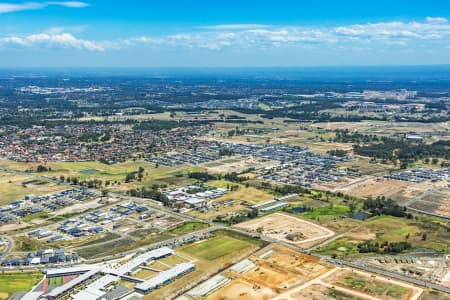 Aerial Image of THE PONDS