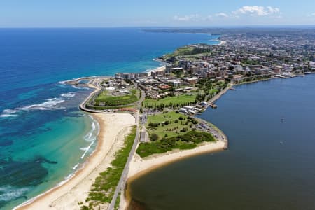 Aerial Image of NOBBYS BEACH LOOKING SOUTH