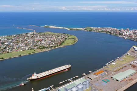 Aerial Image of PORT OF NEWCASTLE LOOKING EAST TO STOCKTON