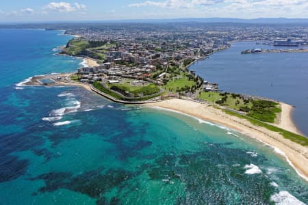 Aerial Image of NOBBYS BEACH LOOKING SOUTH-WEST OVER NEWCASTLE