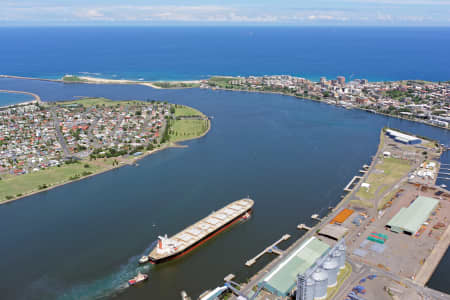 Aerial Image of PORT OF NEWCASTLE LOOKING SOUTH-EAST