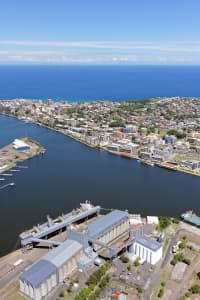 Aerial Image of PORT OF NEWCASTLE LOOKING SOUTH-EAST OVER CBD