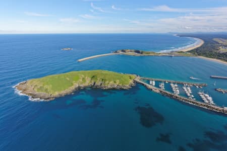 Aerial Image of MUTTONBIRD ISLAND LOOKING SOUTH