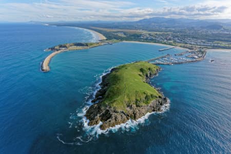 Aerial Image of MUTTONBIRD ISLAND LOOKING SOUTH-WEST