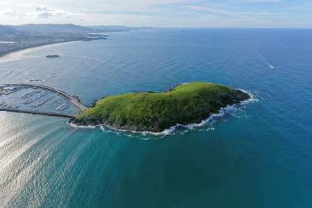 Aerial Image of MUTTONBIRD ISLAND LOOKING NORTH