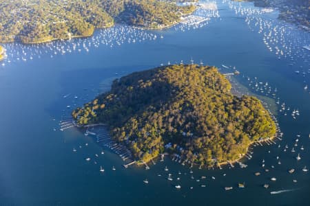Aerial Image of SCOTLAND ISLAND