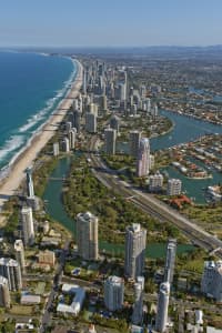 Aerial Image of SURFERS PARADISE LOOKING SOUTH
